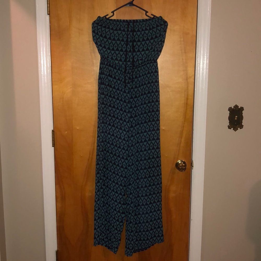 Strapless jumper